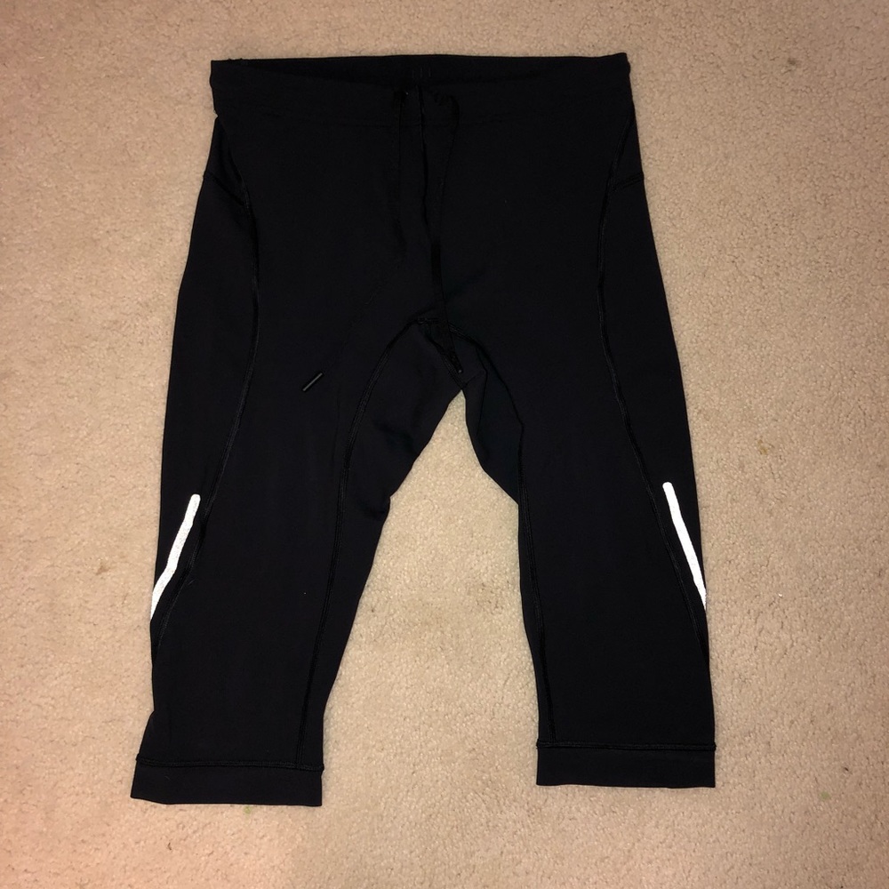Lululemon leggings size 6